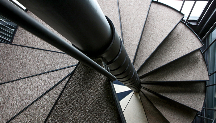 許可を取得した革新的螺旋（らせん）階段